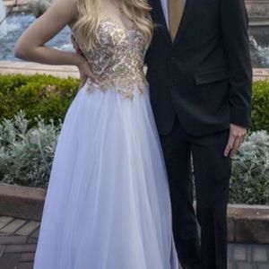 Macys prom dress size : 3